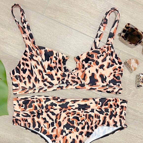 Leopard Print bikini Top NWT m - Picture 1 of 11